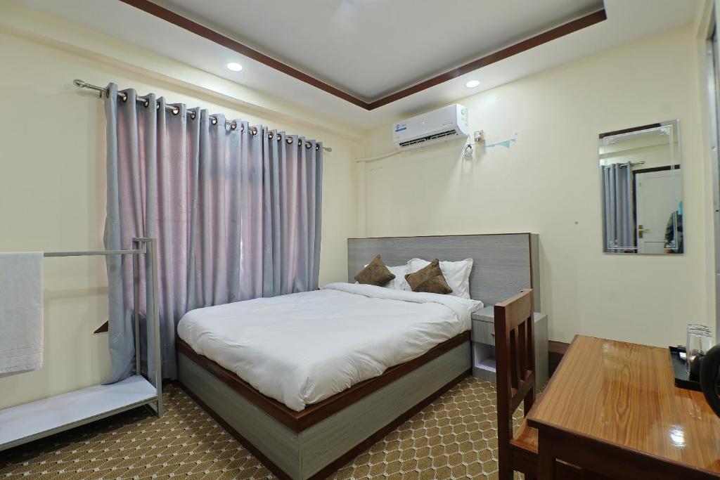 Another view of Deluxe AC Single Room at Hotel White Dreams Kathmandu